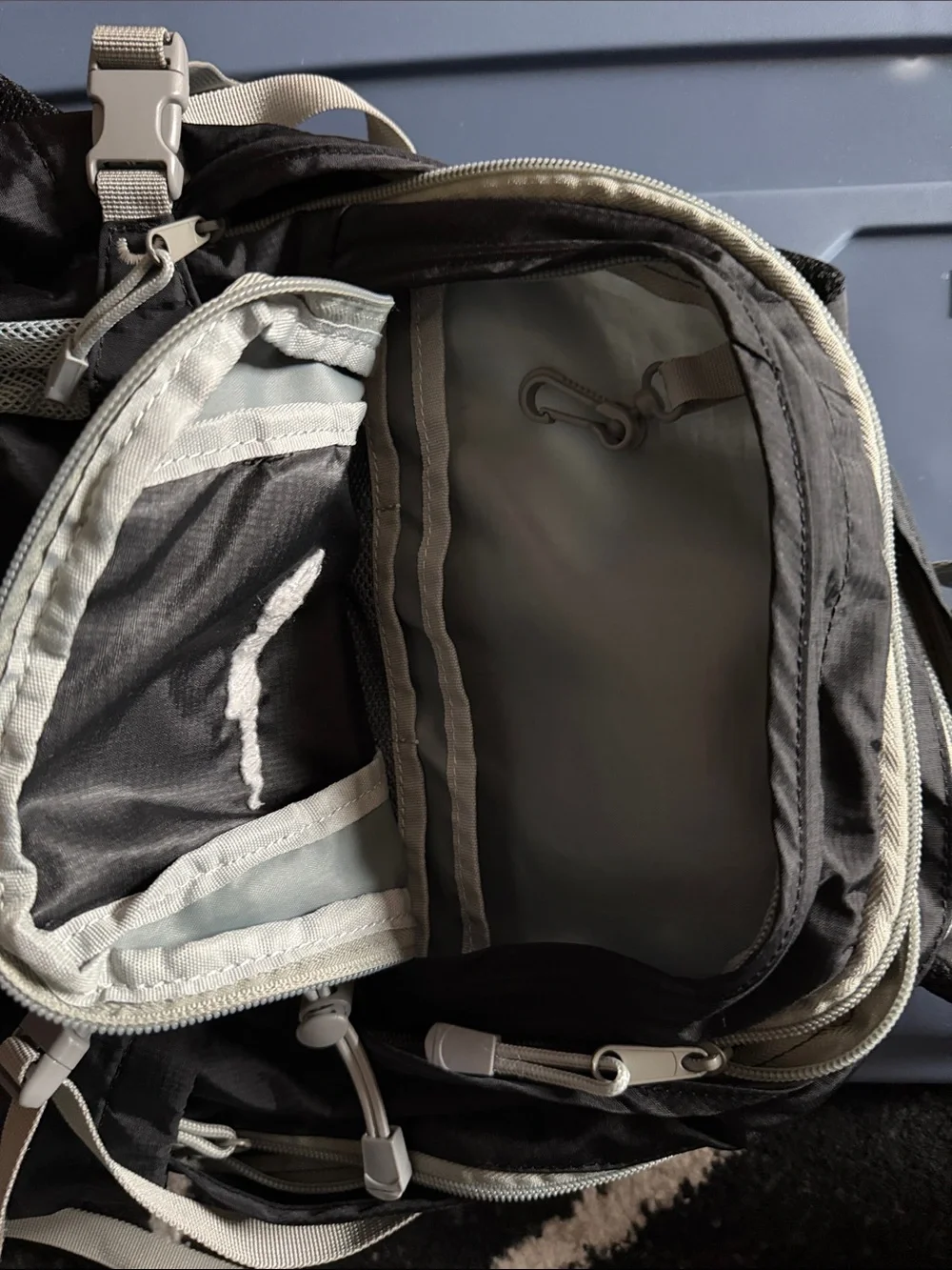 Eddie Bauer versatile eddie